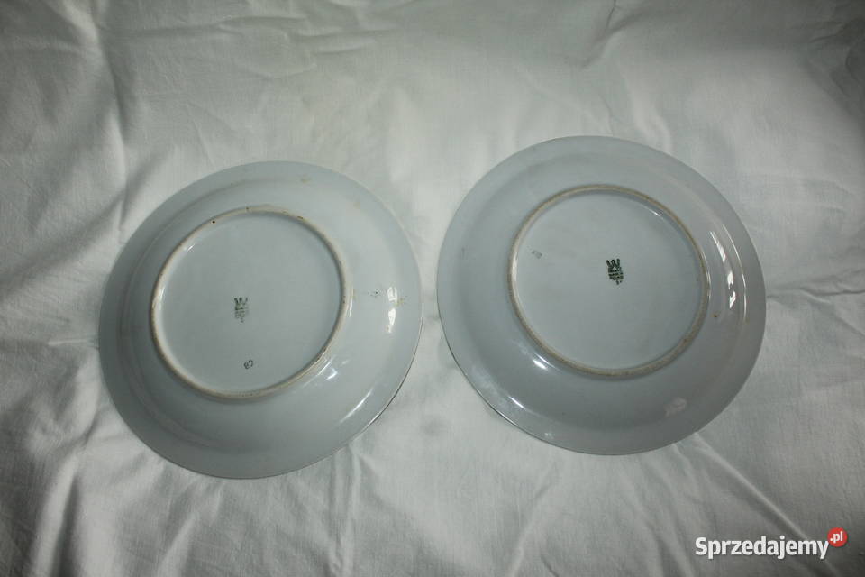 Talerze płaskie Wawel 2 sztuki kwiaty PRL Porcelana i szkło Antyki, Sztuka, Kolekcje Chorzów sprzedam