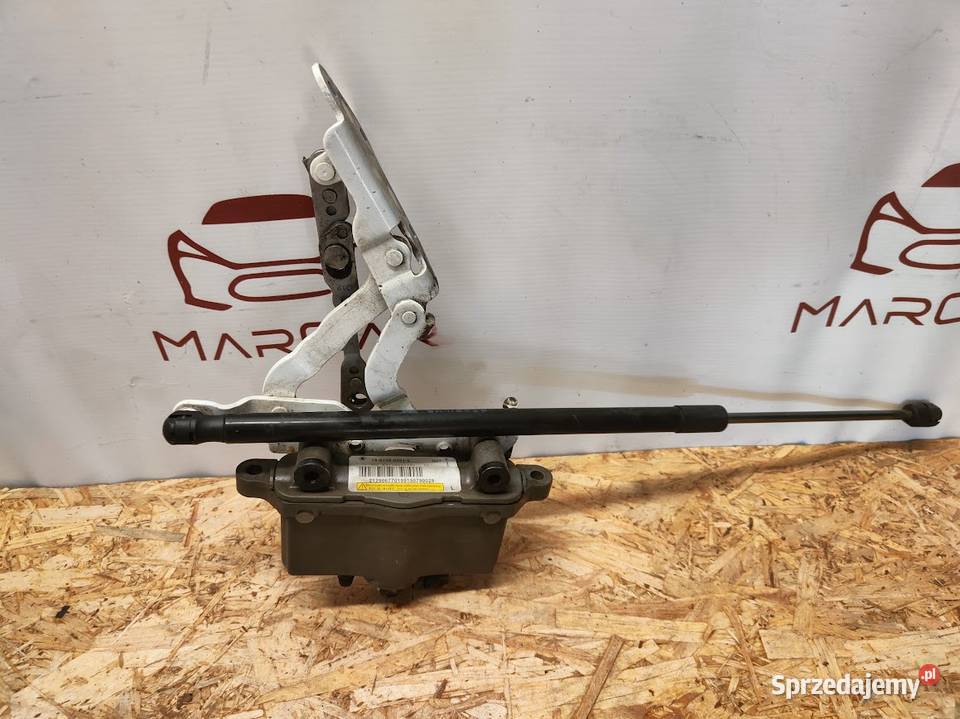 Zawias Nabój Maski Lewy Mercedes W212 Lift