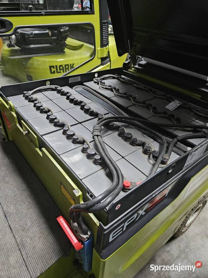 Elektryczny wózek widłowy Clark EPX32i udźwig Jelcz-Laskowice