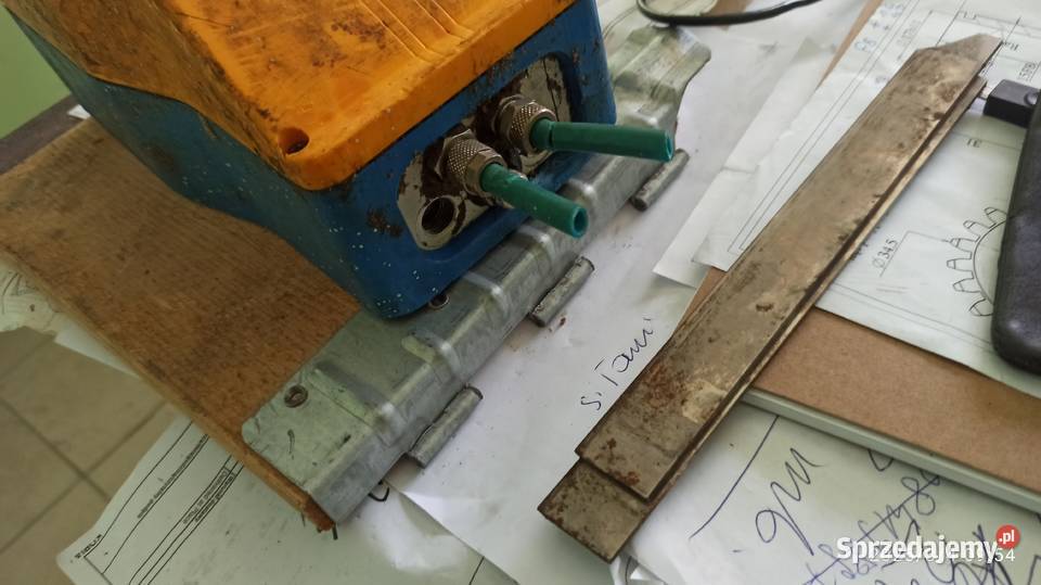 pedał sterowniczy na pneumatyce do maszyny Kłodawa