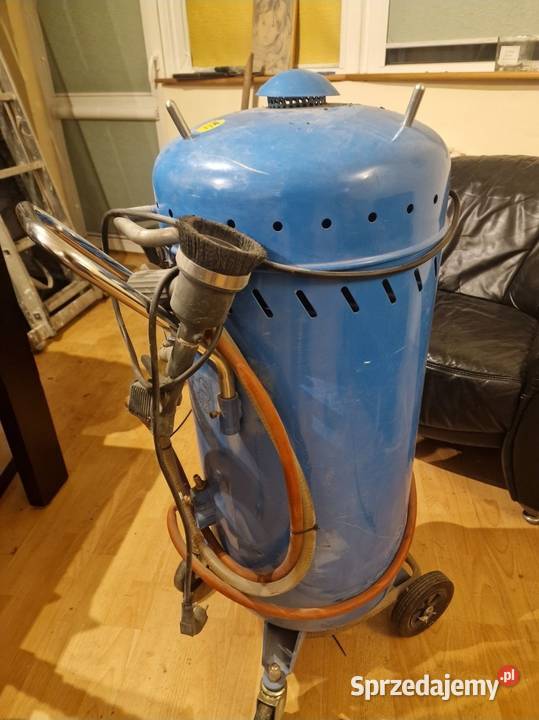 Piaskarka syfonowa BASS 105 L z odkurzaczem 1200