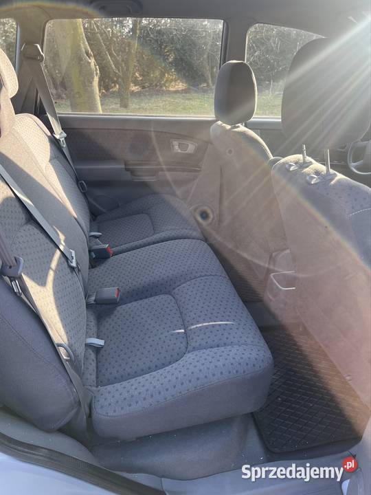 Kia Carens diesel niski przebieg grosiki Mielec