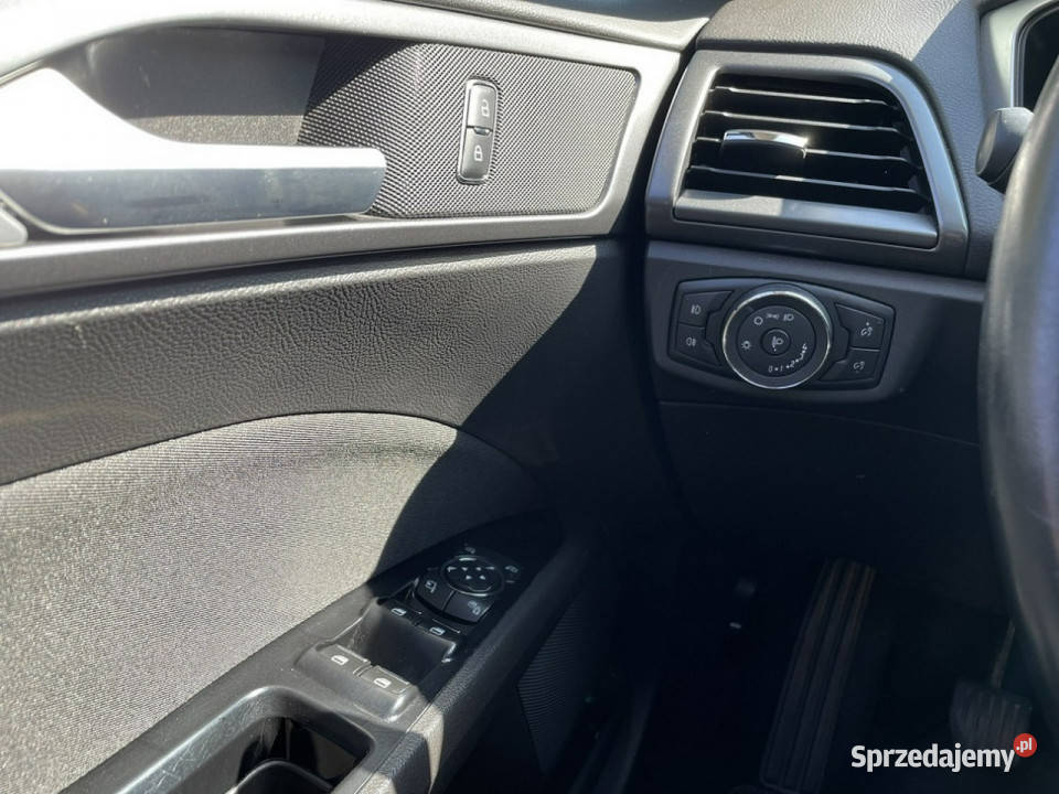 Ford Mondeo Ford Mondeo Mk5 20TDCi 150 Manual czujnik zmierzchu Gostyń