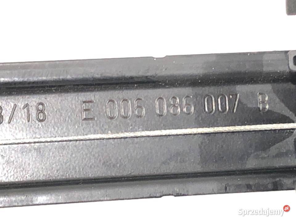 PODNOŚNIK SZYBY LEWY PRZÓD AUDI A3 8V 8V4837461 osobowe