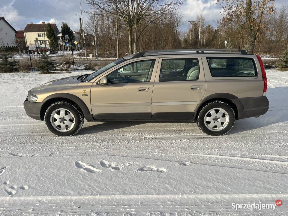 Volvo v70xc 2420 AWD LPG benzyna+LPG