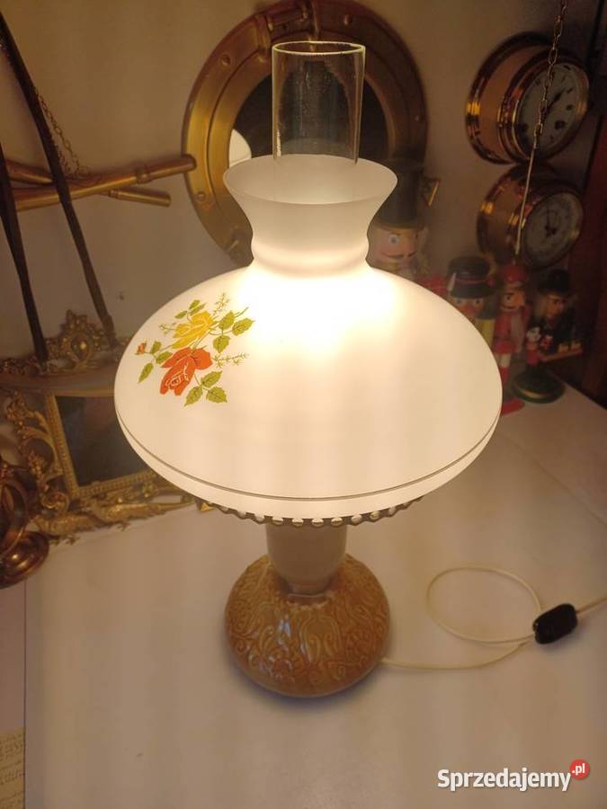 Lampa stołowa elektryczna z czasów PRL Lampy stołowe i nocne wielkopolskie Poznań sprzedam