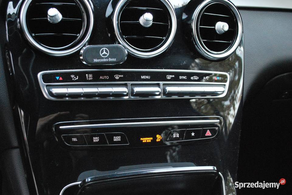MercedesBenz GLC Automat 4x4 Hak FV VAT Navi Nowy Sącz sprzedam