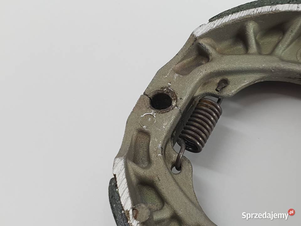 SZCZEKI HAMULCOWE TYL OKLADZINY BEBNA PEUGEOT Janowice