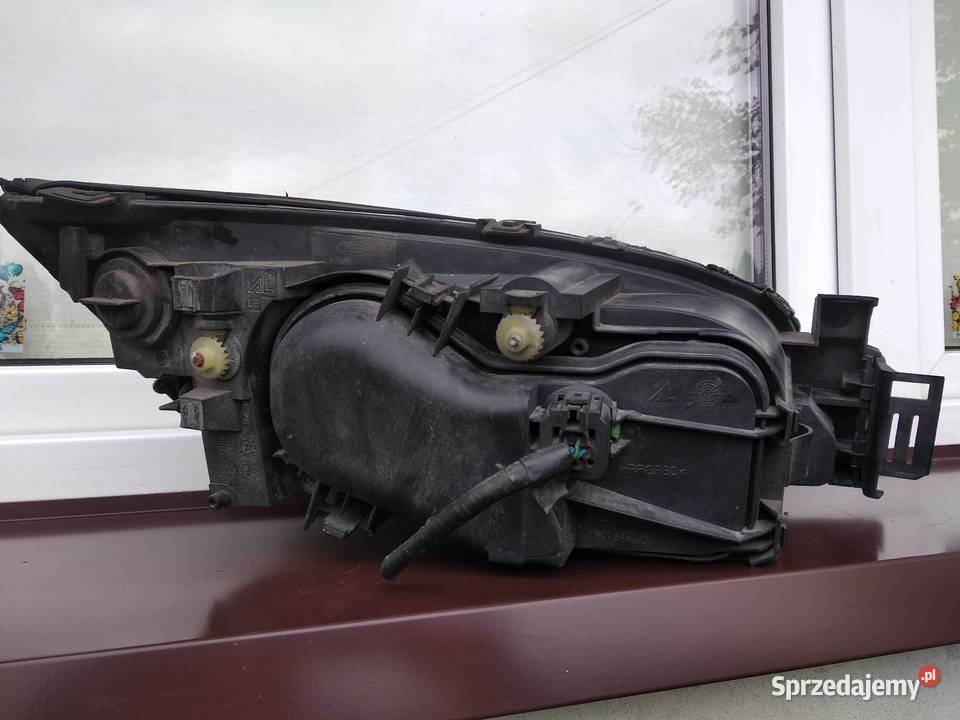 Ford Mondeo MK3 lampa przednia lewa reflektor Sieradz