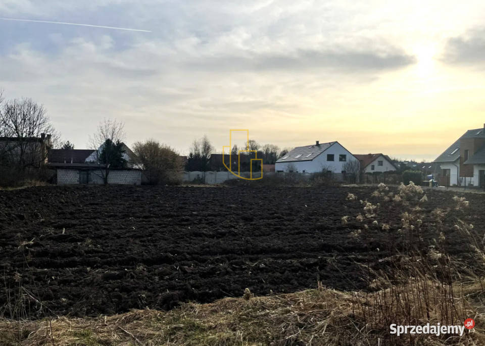 Żerniki Wrocławskie działka budowlana 1305 m2