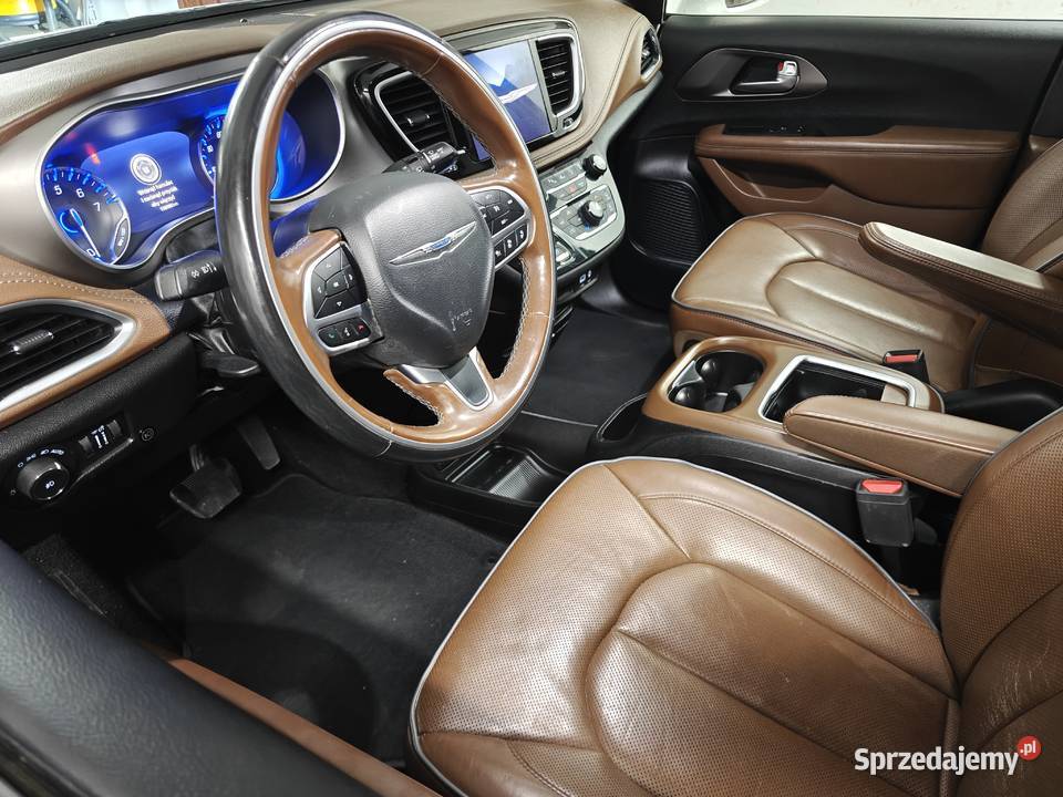 Chrysler Pacifica LIMITED faktura VAT możliwość Rok produkcji 2019 Strzelce Opolskie