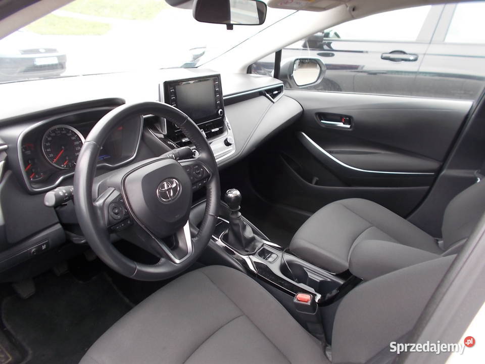TOYOTA COROLLA 15 benzynasalon Polska biały Dębica sprzedam