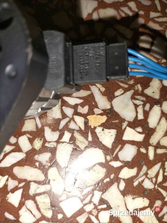 Siłowni kregulacji zasiegu świateł przednich BMW Poręba