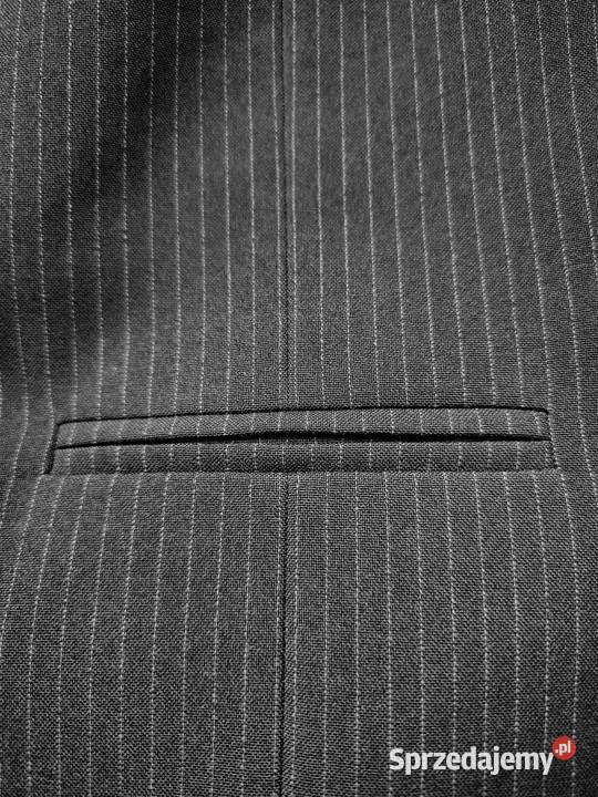 kamizelka do garnituru czarna w prążki rozmiar Krosno