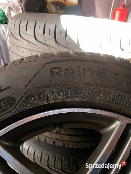 Opony R17 22560 Korolówka sprzedam