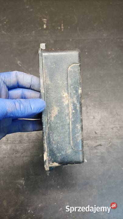 Uchwyt mocowanie gniazdo akumulatora części małopolskie Gołaczewy