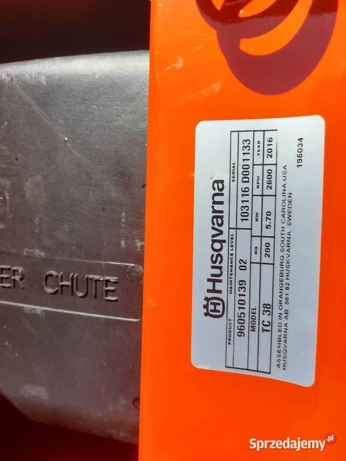 Sprzedam husqvarna tc 38 z plugiem I łańcuchami Motoryzacja Lisia Góra sprzedam