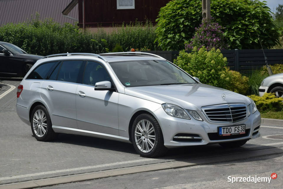 Mercedes E 350 30 V6D 265 Navi Kamera Serwis 2 podkarpackie Majdan Sieniawski sprzedam