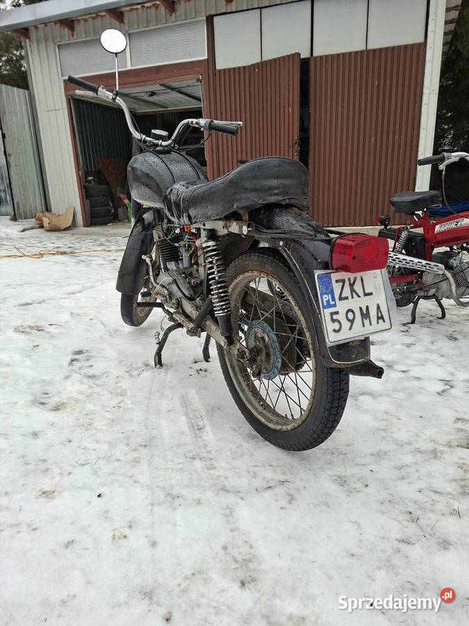 Sprzedam wsk 125 zarejestrowana zapłon cdi nieuszkodzony sprzedam