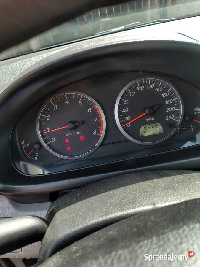 Mazda 2 czerwony