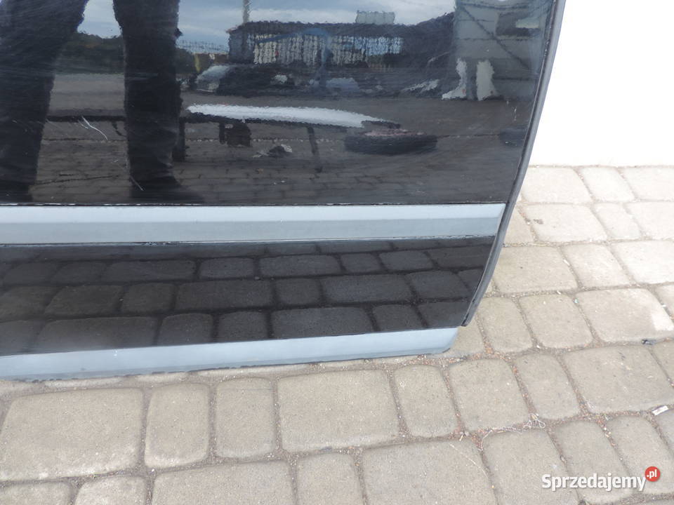 VOLVO V50 DRZWI PRAWY TYŁ TYLNE KOMBI 01926 Nowy Sącz