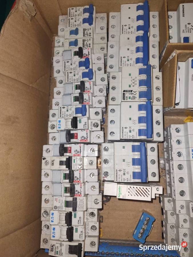 Sprzedam pozostałe bezpieczniki różne rodzaje Złotów sprzedam