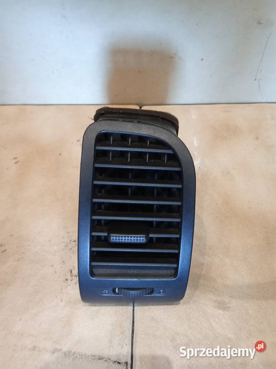 VW polo 6N0 VW Lupo kratka nawiewu powietrza Rok produkcji 2004 Kratki nawiewu Wrocław