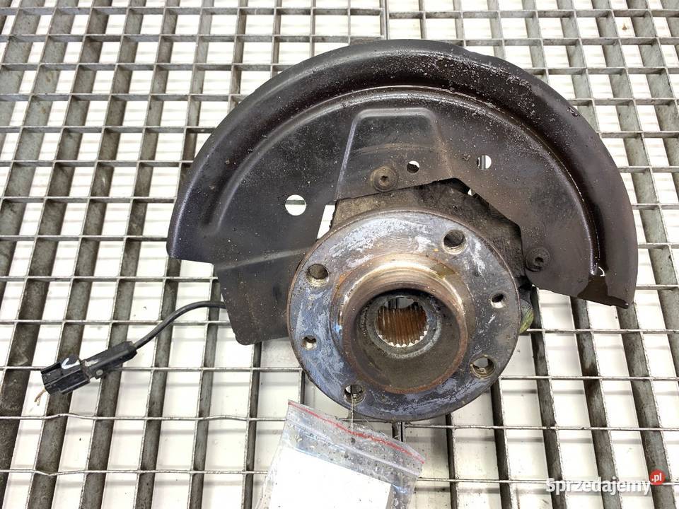 ZWROTNICA PRAWY PRZÓD DACIA DOKKER 16 83