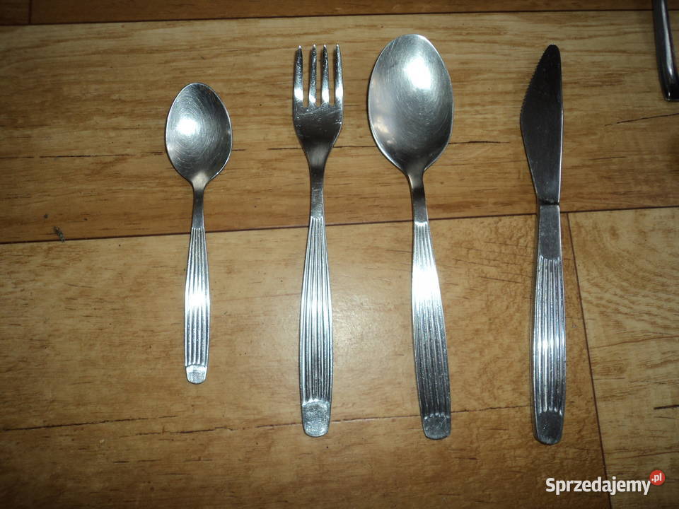 Komplet sztućców singla z PRLu paski