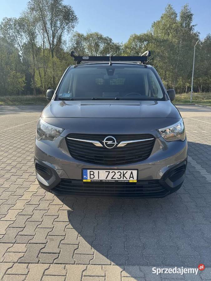 Opel Combo 24300 netto Faktura VAT 23 salon