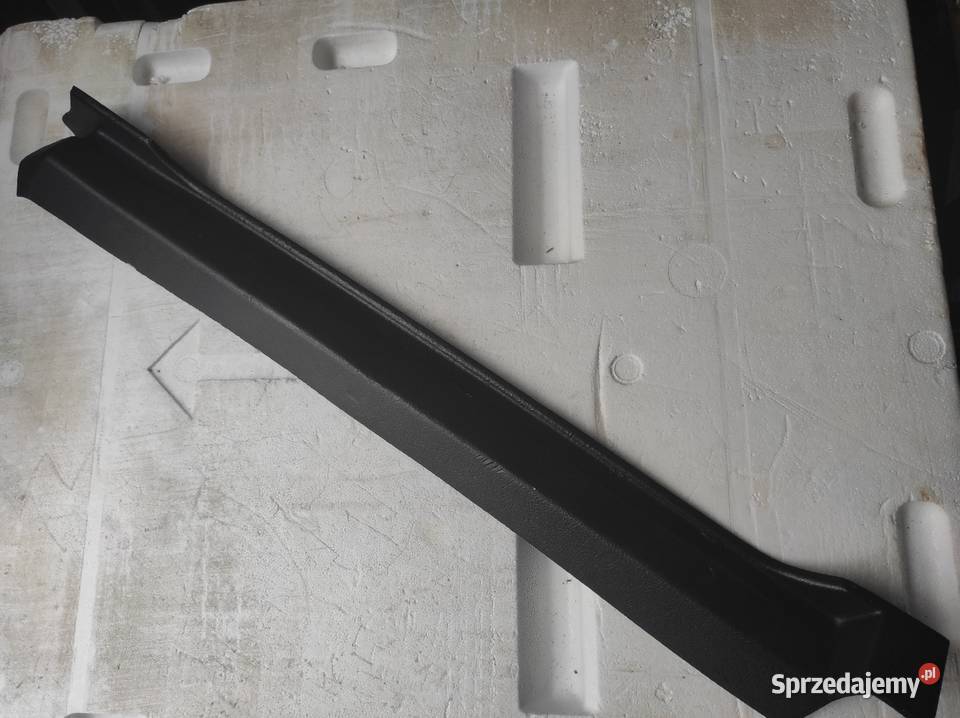 Ursus 9321634 plastik kabiny błotnikszyba Warszawa