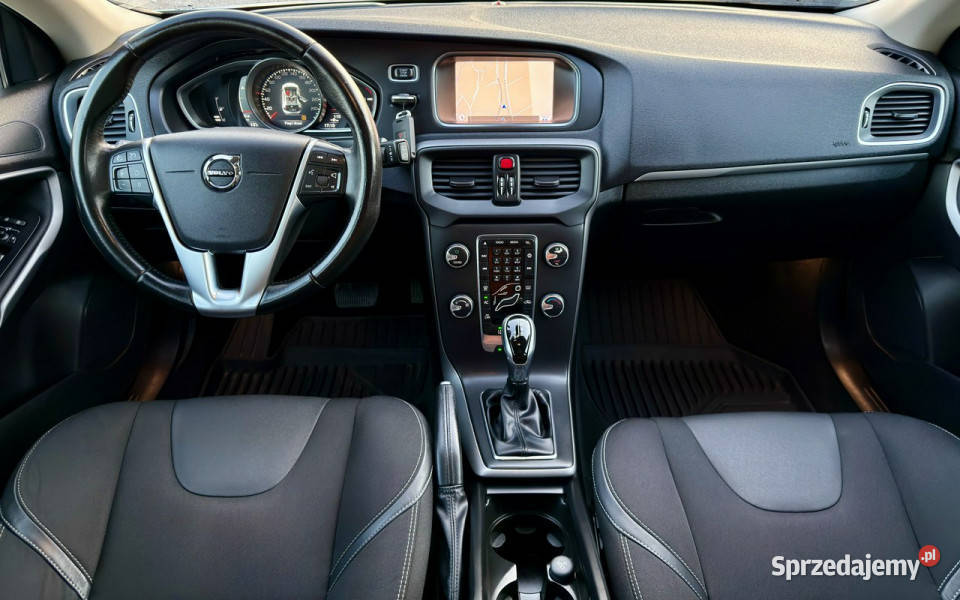 Volvo V40 D3NaviLEDPanoramaGwarancja II 2012 Kamienna Góra sprzedam