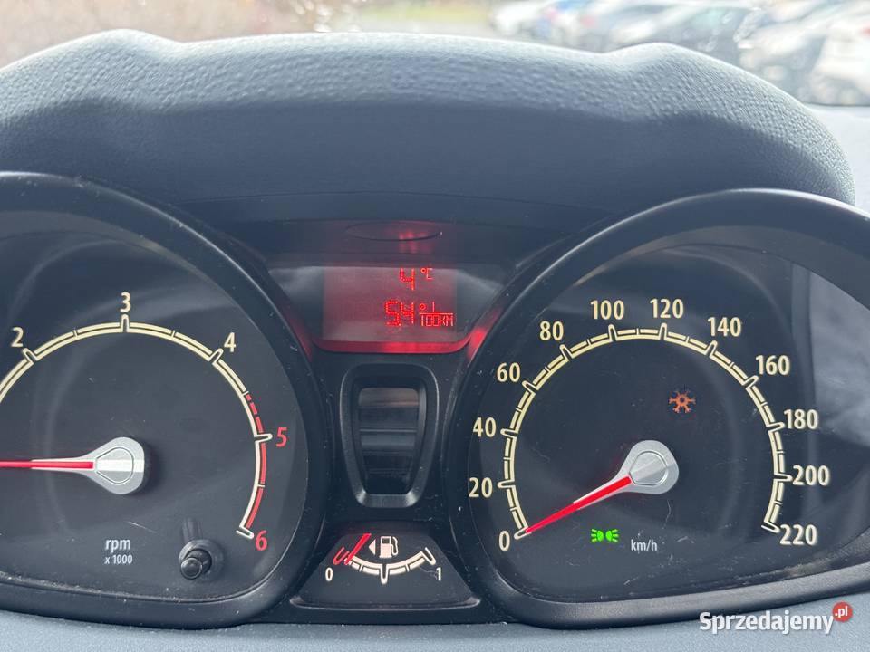 Ford Fiesta ekonomiczne autko na dojazdy 5l na 4/5 Warszawa