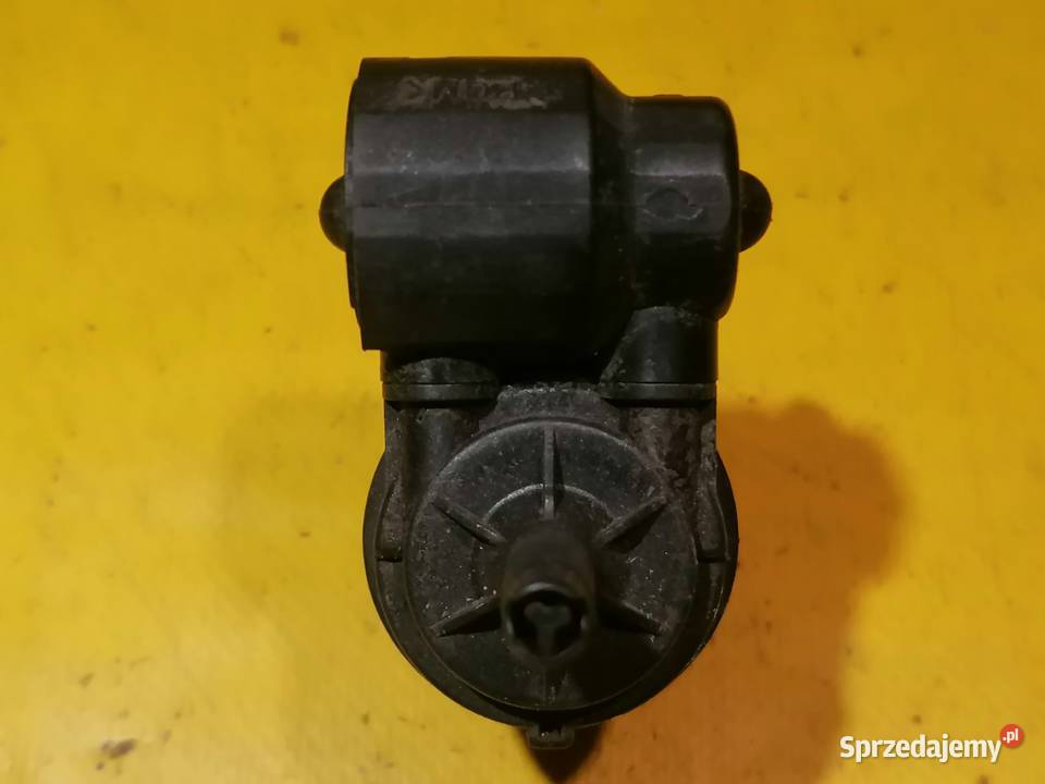 pompka spryskiwacza 12v Nissan Almera N16 Micra łódzkie Piotrków Trybunalski sprzedam