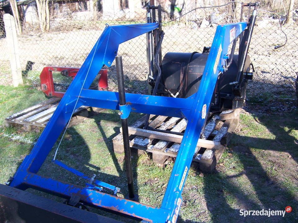 ŁADOWACZ TUR do Władimirca T25 z POMAROLU Derewiczna