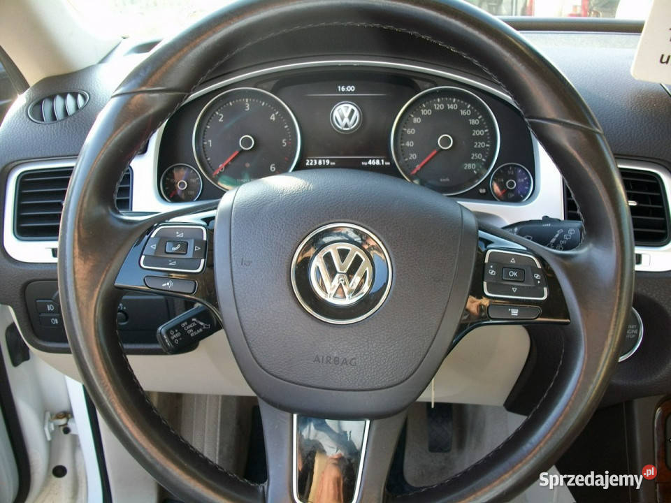 Volkswagen Touareg Volkswagen Touareg II 2010 SUV Touareg śląskie Katowice