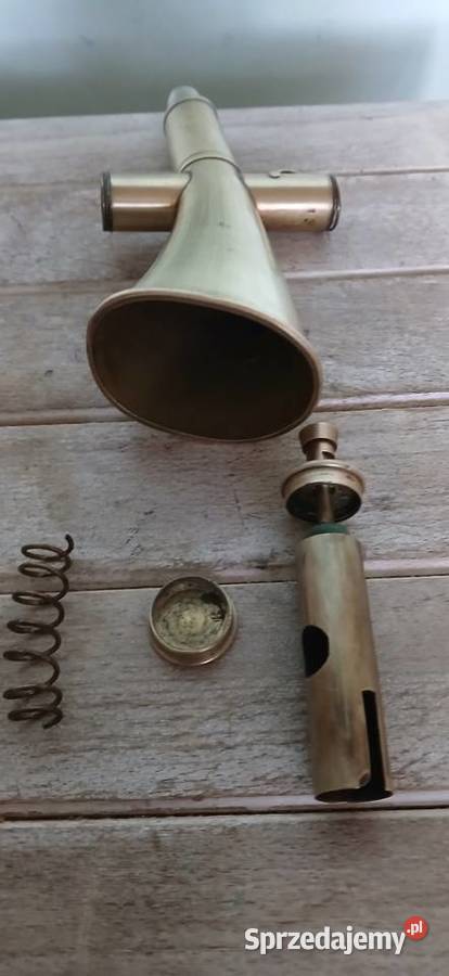 Mosiezna trąbka blaszane