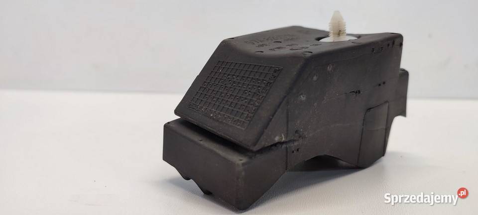 SKODA KAROQ WYGŁUSZENIE BŁOTNIKA PRAWE 57A823714