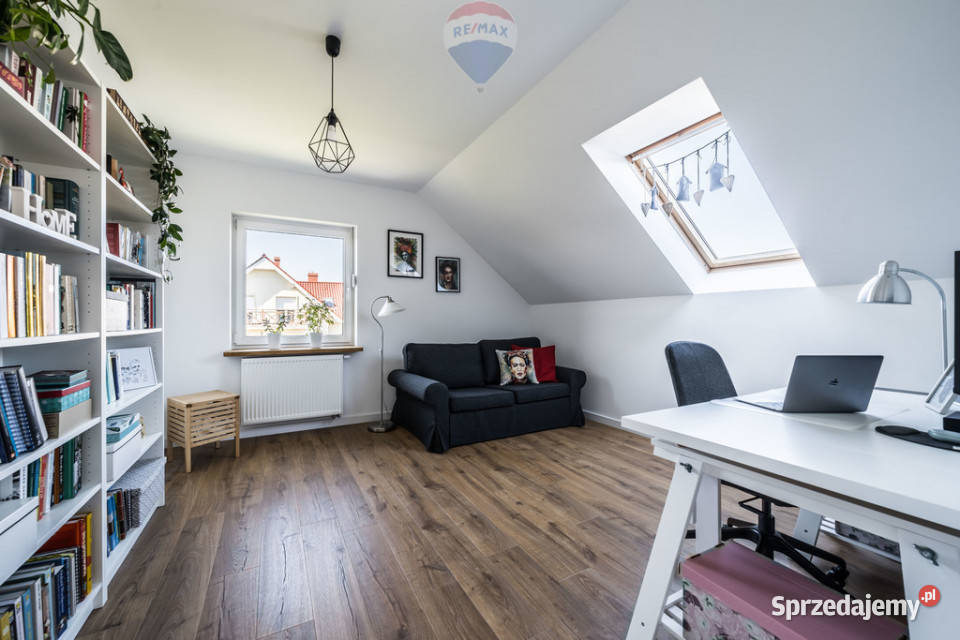 Dom wolnostojący zadbany nowy ogród Robakowo Rok budowy 2005