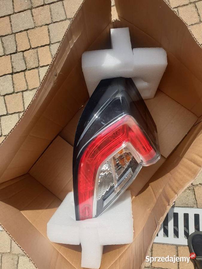 Lampa tylnia lewa honda Civic x generacji Lampy tylne Leżajsk
