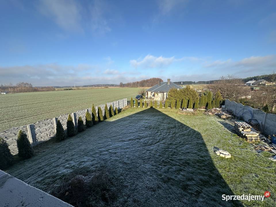 Dom z dwoma osobnymi lokalami 100m2 Wróblów