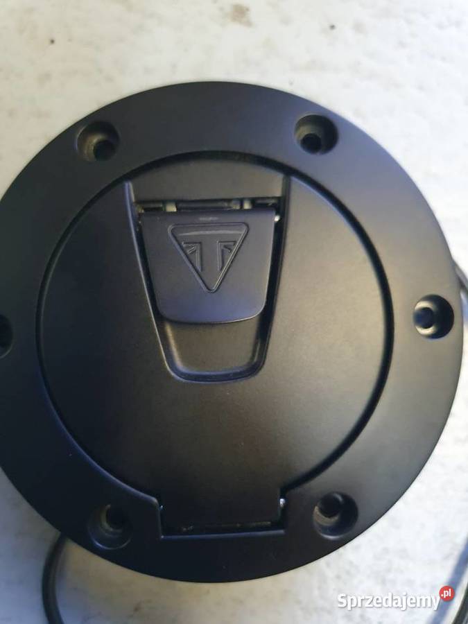 Triumph Speed Triple 1200 rs wlew paliwa korek Grońsko