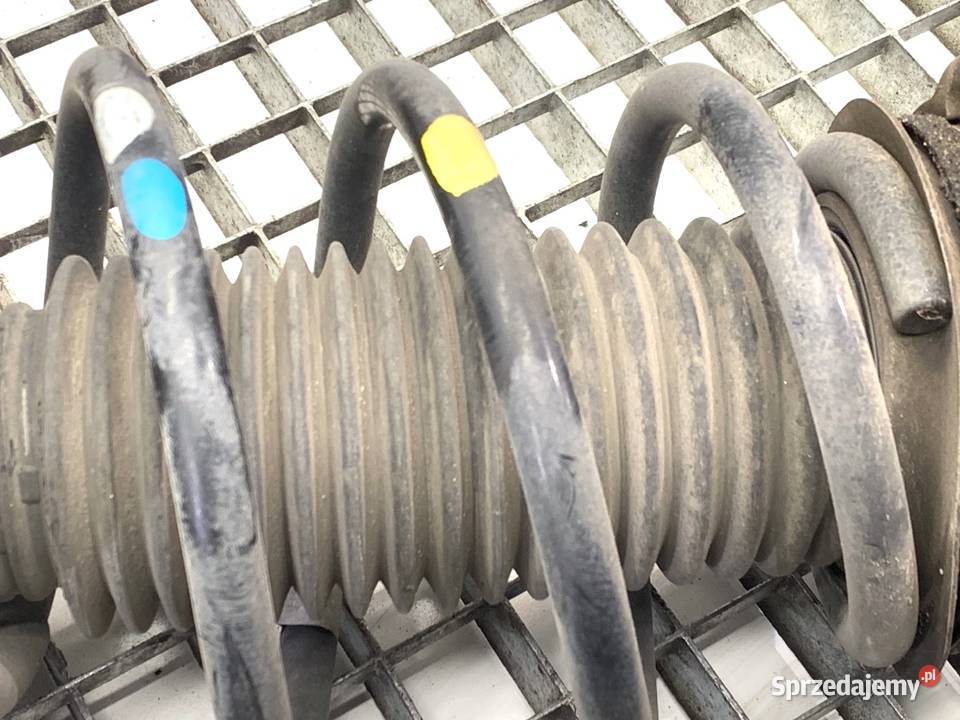 AMORTYZATOR LEWY PRZÓD ZE SPRĘŻYNĄ KIA CEED 15