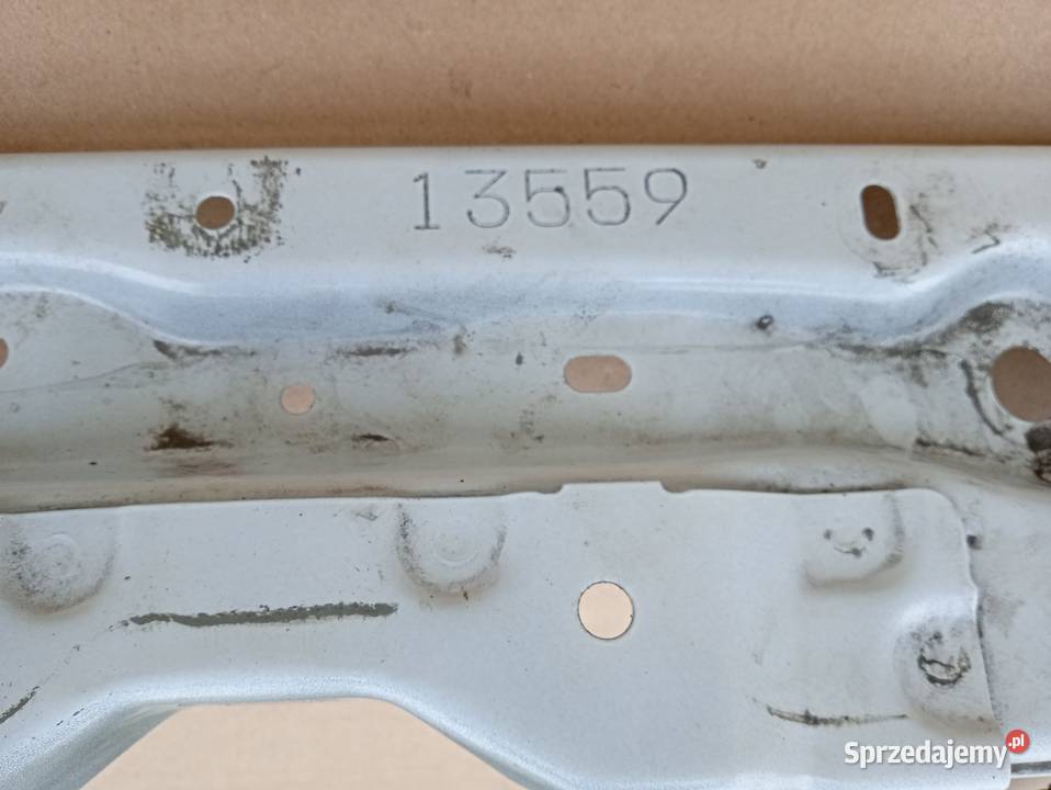 Toyota Corolla E21 Hybryda pas przedni górny osobowe Przeźmierowo