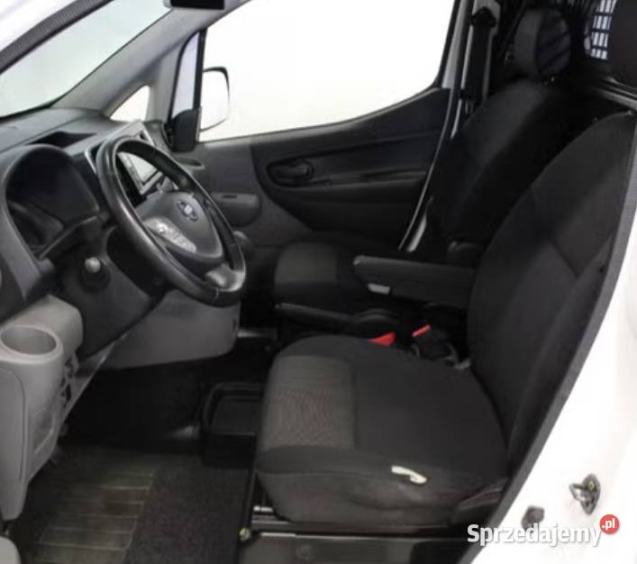 NISSAN ENV200 Celiny
