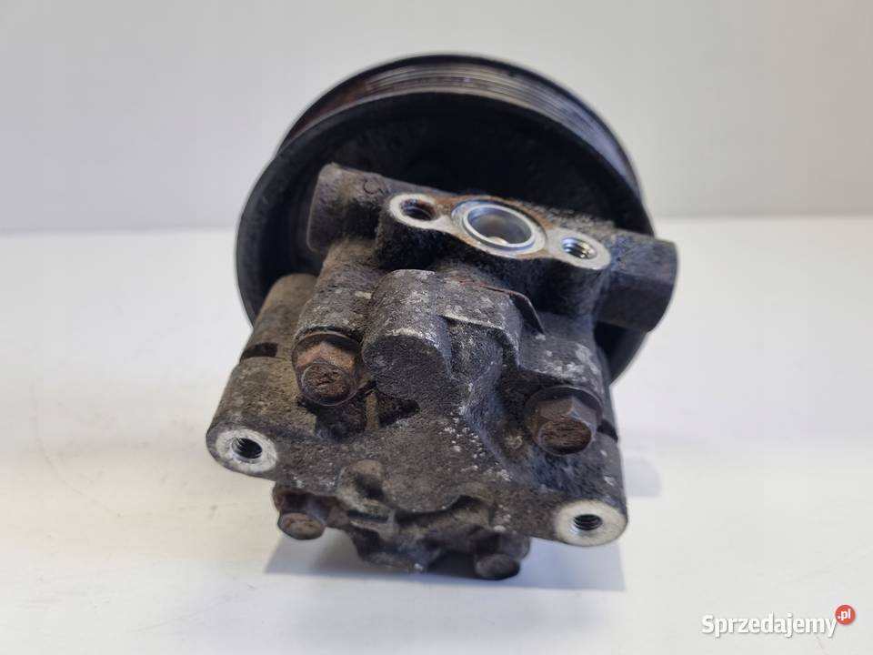 Renault Trafic II Opel Vivaro 20 DCI POMPA osobowe lubelskie Rudka