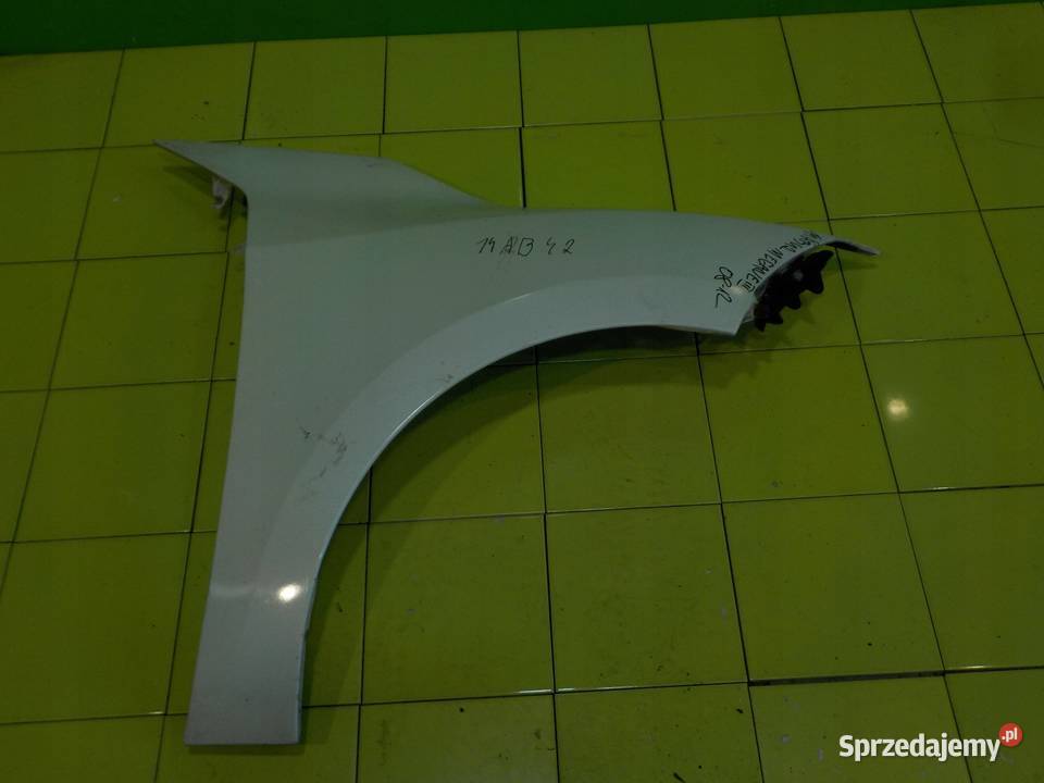 RENAULT MEGANE III 10r CABRIO 2D blotnik prawy osobowe mazowieckie Suków