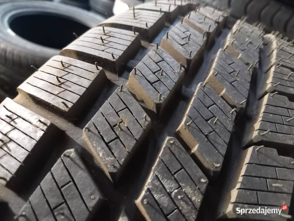 4x Opona NIEUŻYWANA ZIMOWA 20555R15 PIRELLI 99 Zaścianki sprzedam