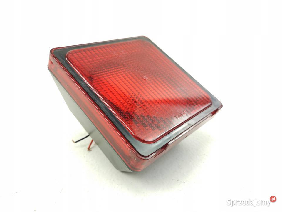 LAMPA TYLNA UNIWERSALNA CZERWONA lubelskie