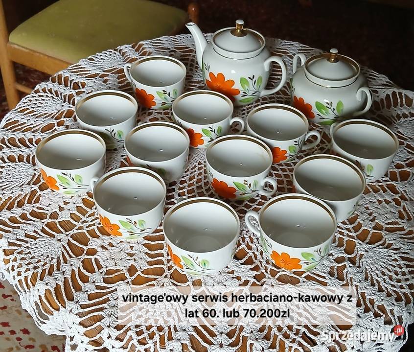 Porcelanowy serwis herbacianokawowy Hrubieszów sprzedam